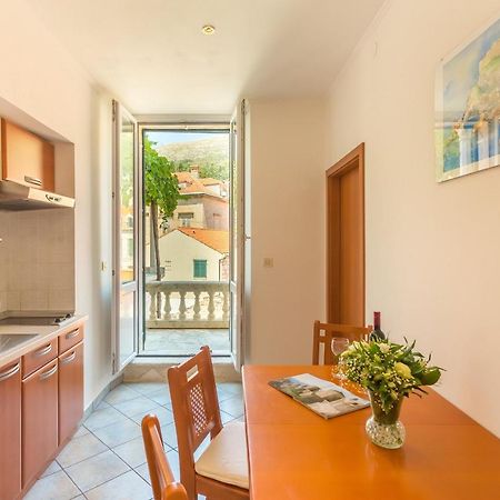 Apartment& Room Lukre / Apartment Lukre With Terrace Dubrovnik Eksteriør billede